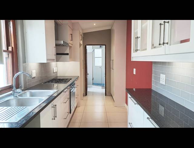 3 bed property to rent in OBSERVATORY